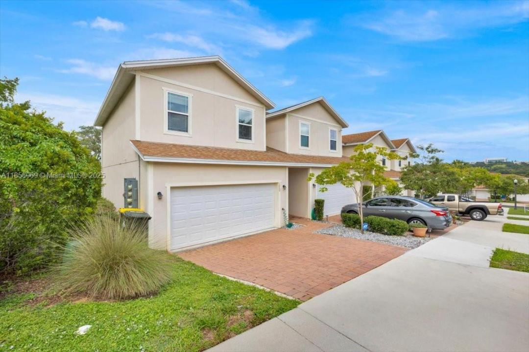 1020 LAKEFRONT VILLAGE DR, Clermont, Florida 34711, USA