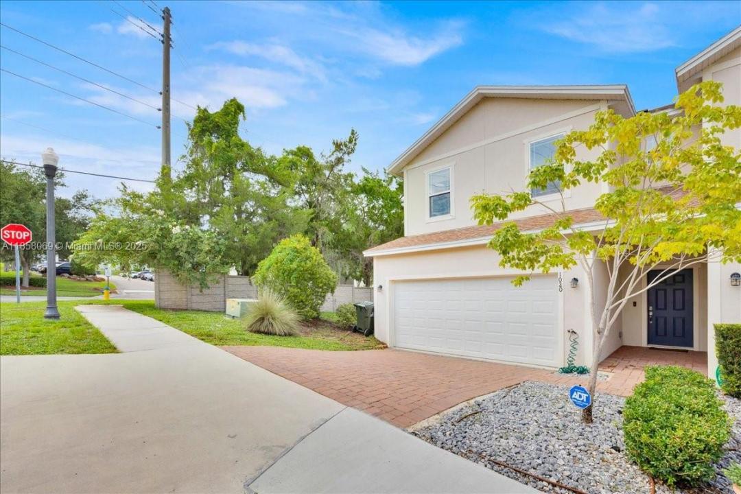 1020 LAKEFRONT VILLAGE DR, Clermont, Florida 34711, USA