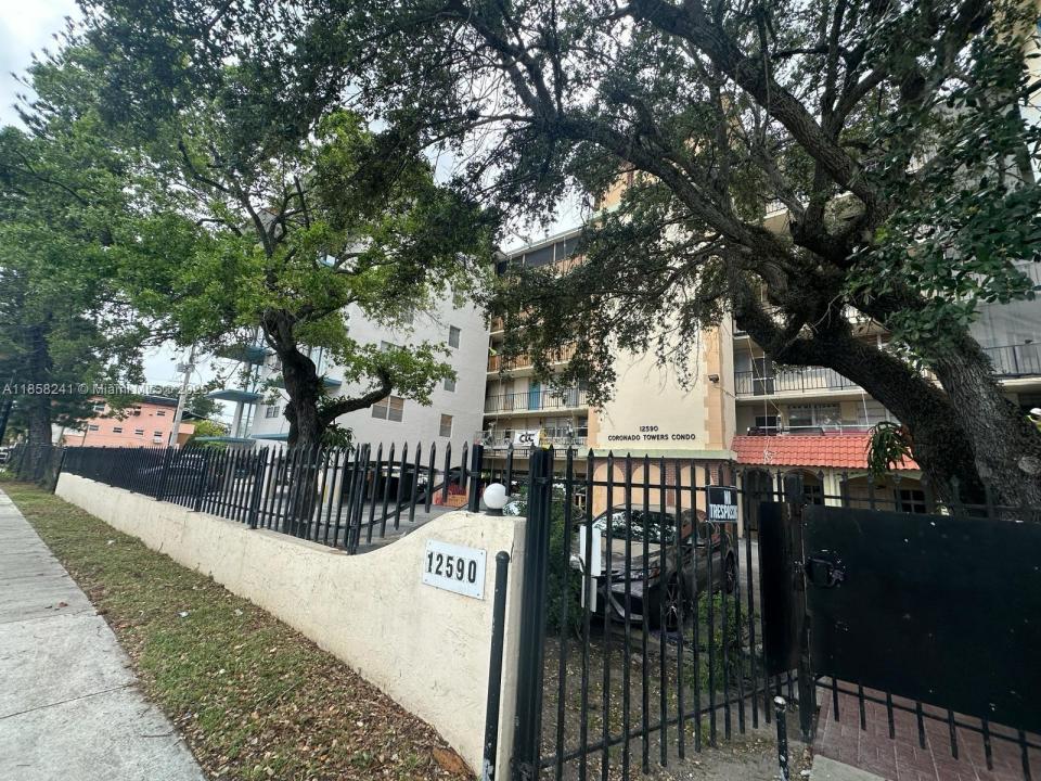 12590 NE 16th Ave 405, North Miami, 플로리다 33161, 미국