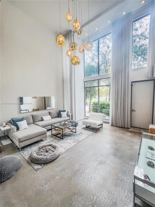 163 N Shore Dr 163-5, Miami Beach, Florida 33141, HOA KỲ