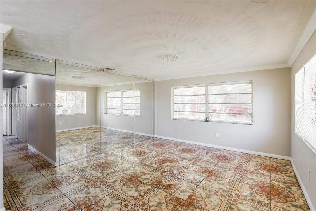 1326 NW 72nd St, Miami, Florida 33147