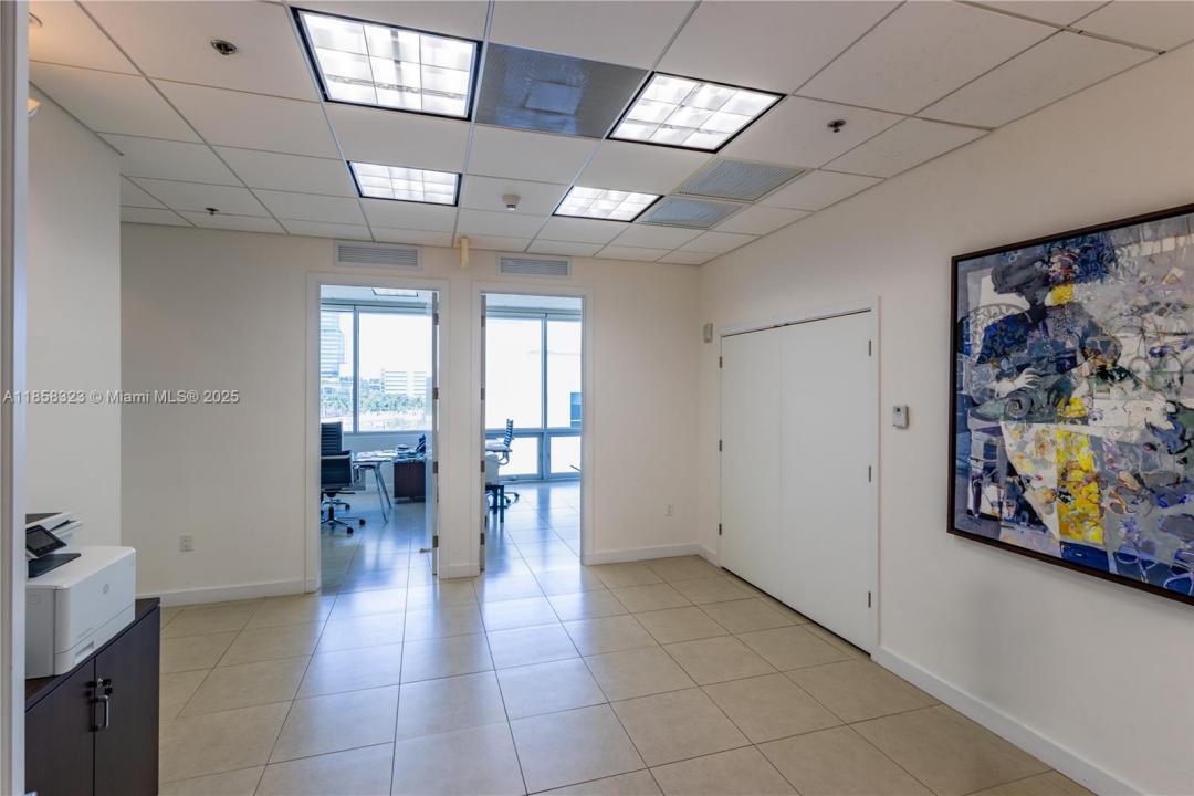 20900 NE 30th Ave 401, Aventura, Флорида 33180, Соединенные Штаты