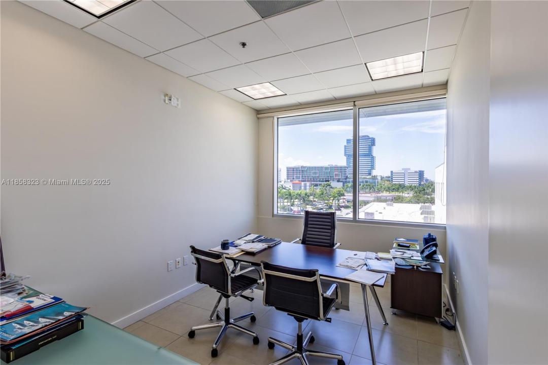 20900 NE 30th Ave 401, Aventura, Флорида 33180, Соединенные Штаты