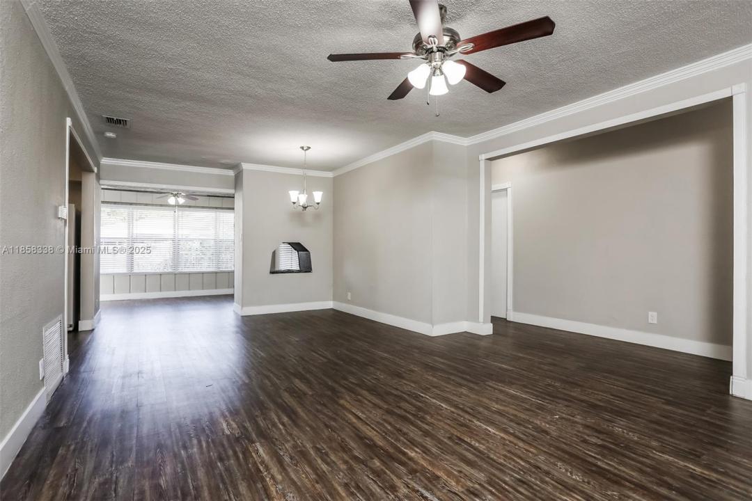 7481 Lincoln St, Hollywood, Florida 33024