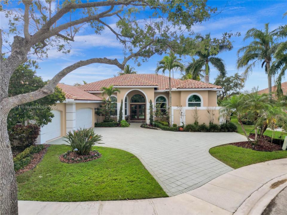 2715 Edgewater Ct, Weston, 佛罗里达州 33332, 美国