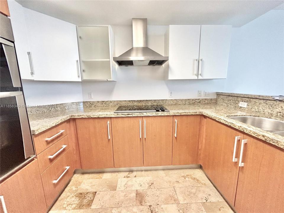 170 SE 14th St 3006, Miami, Flórida 33131, Estados Unidos