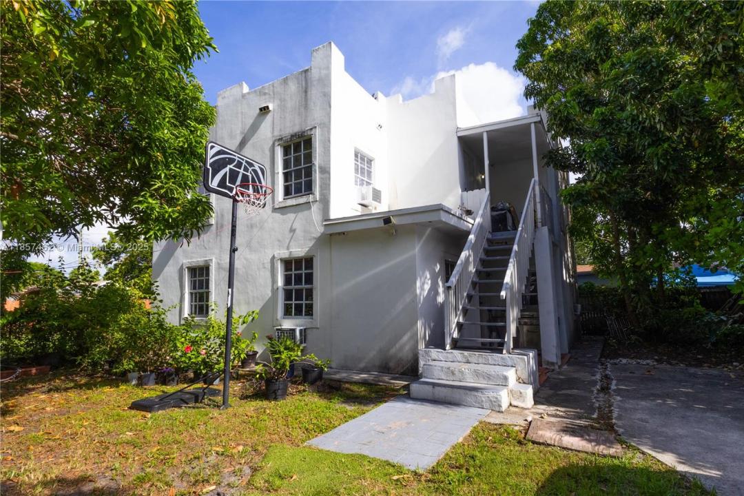 2367 SW 19th St, Miami, فلوريدا 33145, الولايات المتحدة