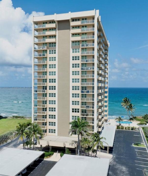 5440 N Ocean Dr 902, Singer Island, Florida 33404