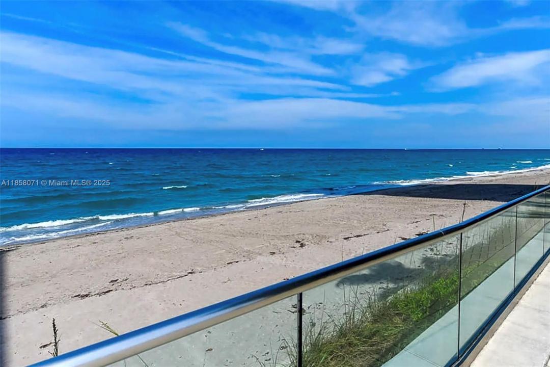 5440 N Ocean Dr 902, Singer Island, Florida 33404