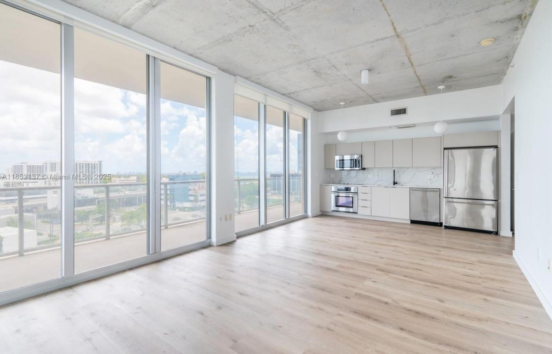 3470 E Coast Ave H804, Miami, Флорида 33137, Соединенные Штаты