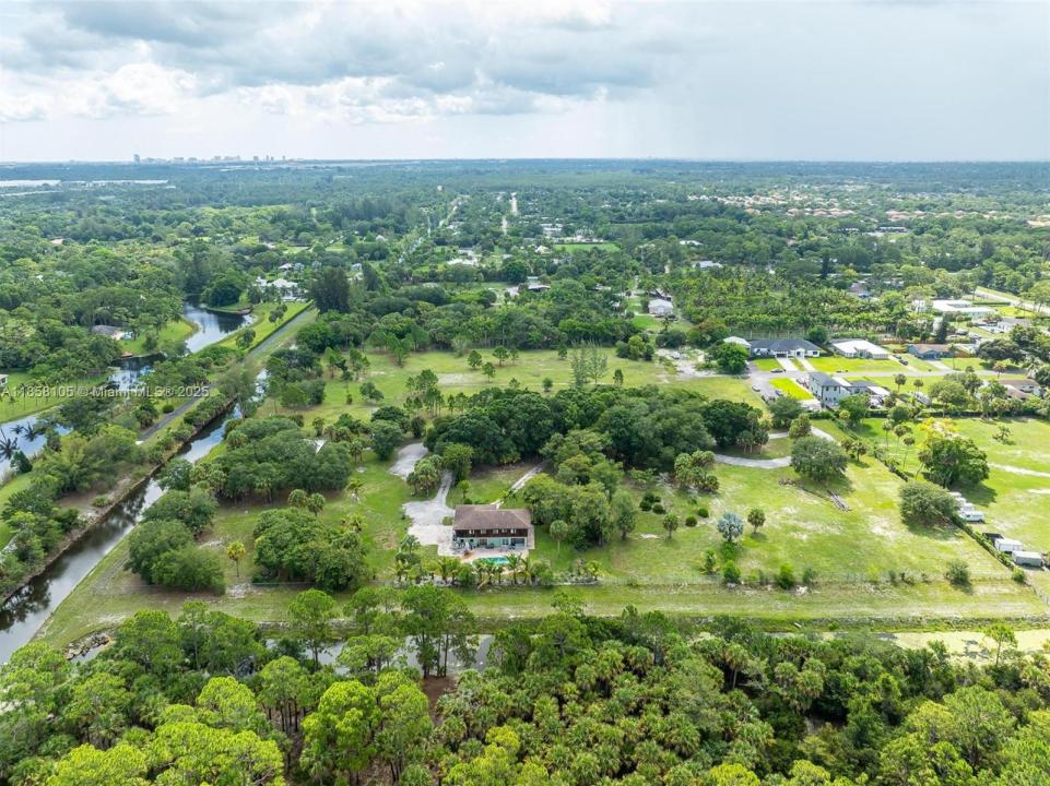 576 Marshall Rd, West Palm Beach, Floryda 33413, USA
