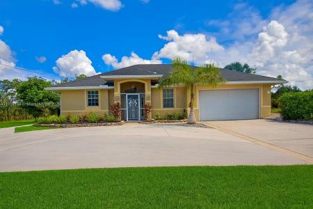 1507 E 9TH ST 9th ST, Lehigh Acres, Florida 33972, USA