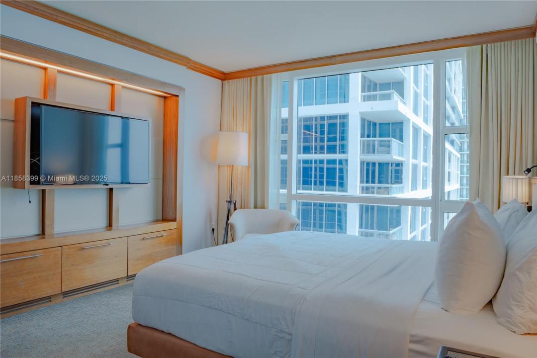 6801 Collins Ave 1002, Miami Beach, Florida 33141, Stati Uniti