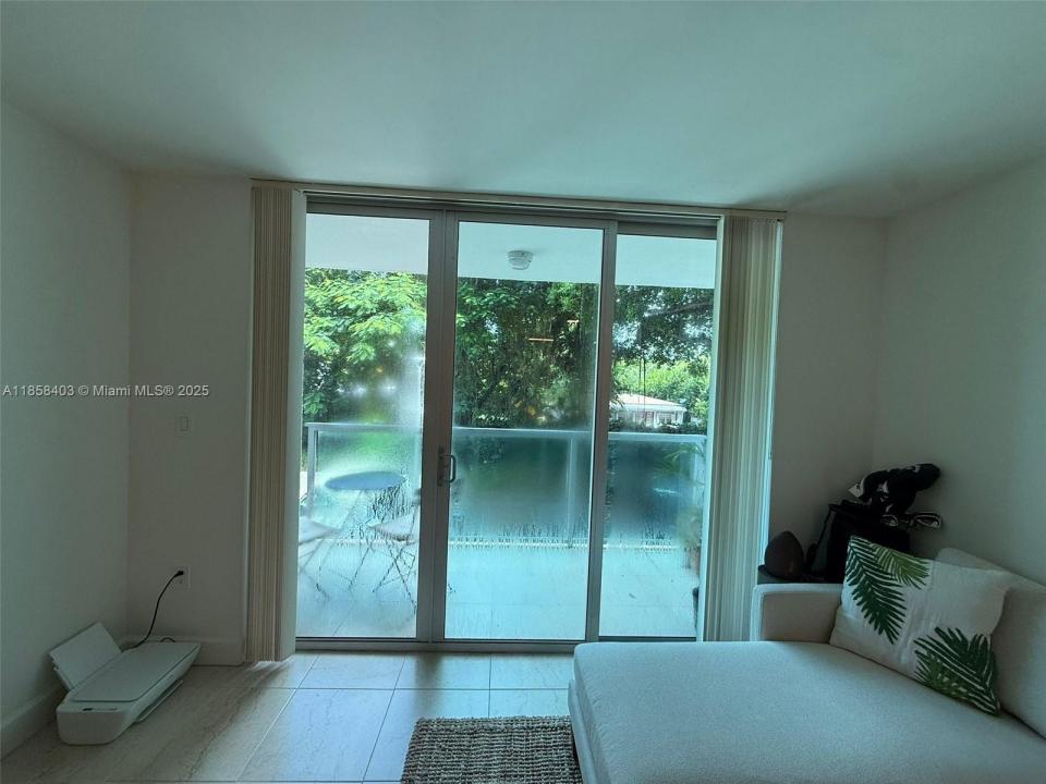 1550 Brickell Ave B306, Miami, Florida 33129, USA