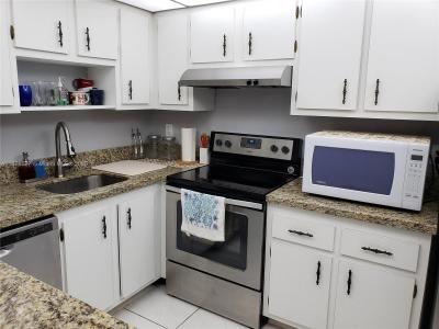 4160 Inverrary Dr 505, Lauderhill, Florida 33319, USA