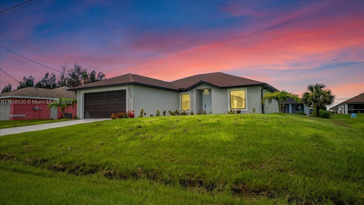 2704 46th St SW, Lehigh Acres, Florida 33976, HOA KỲ