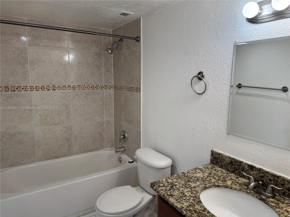 9143 SW 77th Ave B208, Miami, Florida 33156