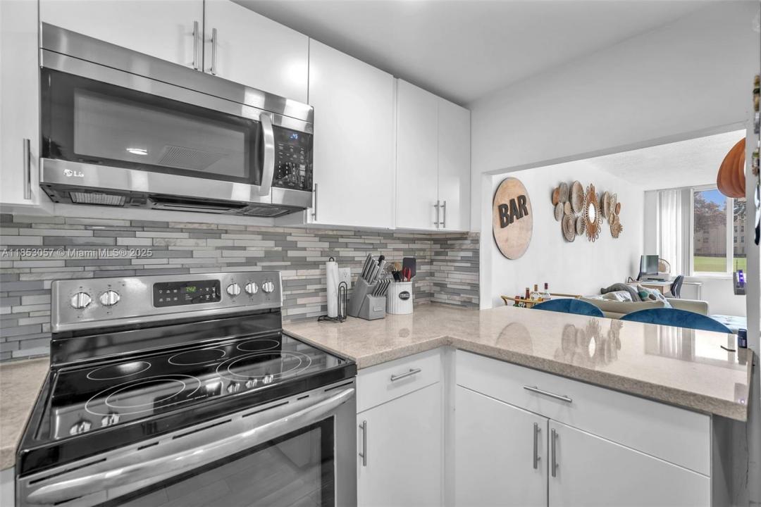 9431 Live Oak Pl 108, Davie, Flórida 33324, Estados Unidos