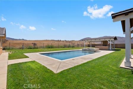 Crystal Ridge Lane, Colton, Kalifornien 92324, USA