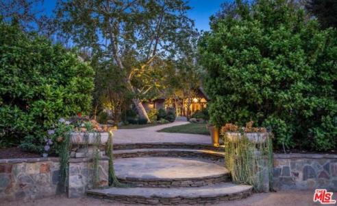 Encino Avenue, Encino, California 91316, Stati Uniti