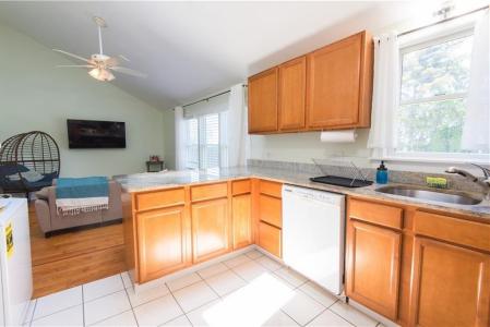 393 Aquidneck Avenue, Middletown, ロードアイランド 02842, アメリカ合衆国