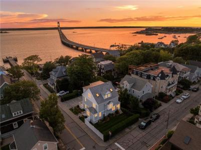 104 Second Street, Newport, Rhode Island 02840, HOA KỲ