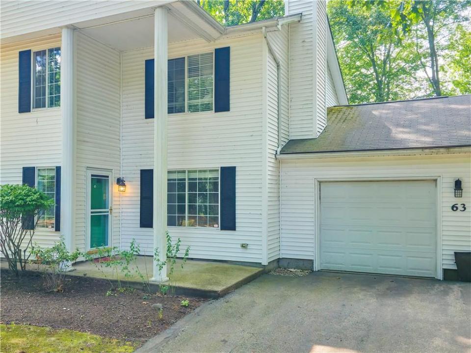 63 Governors Hill Drive 63, West Warwick, ロードアイランド 02893, アメリカ合衆国