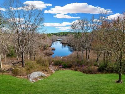 130 Woodville Road, Hopkinton, Rhode Island 02832, Estados Unidos