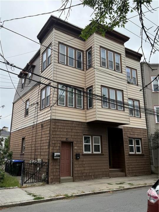 25 Kenyon Street, Providence, Rhode Island 02903