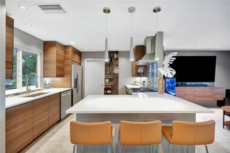 553 Riverside Drive, Palm Beach Gardens, Florida 33410, USA