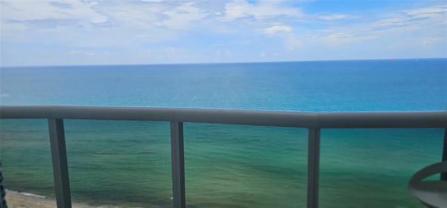 15901 Collins Ave 2104, Trump Tower 2, Sunny Isles Beach, Florida 33160