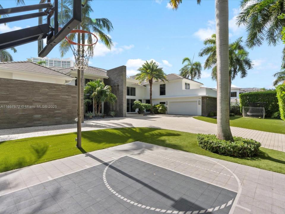 224 S ISLAND, Golden Beach, Florida 33160, Estados Unidos