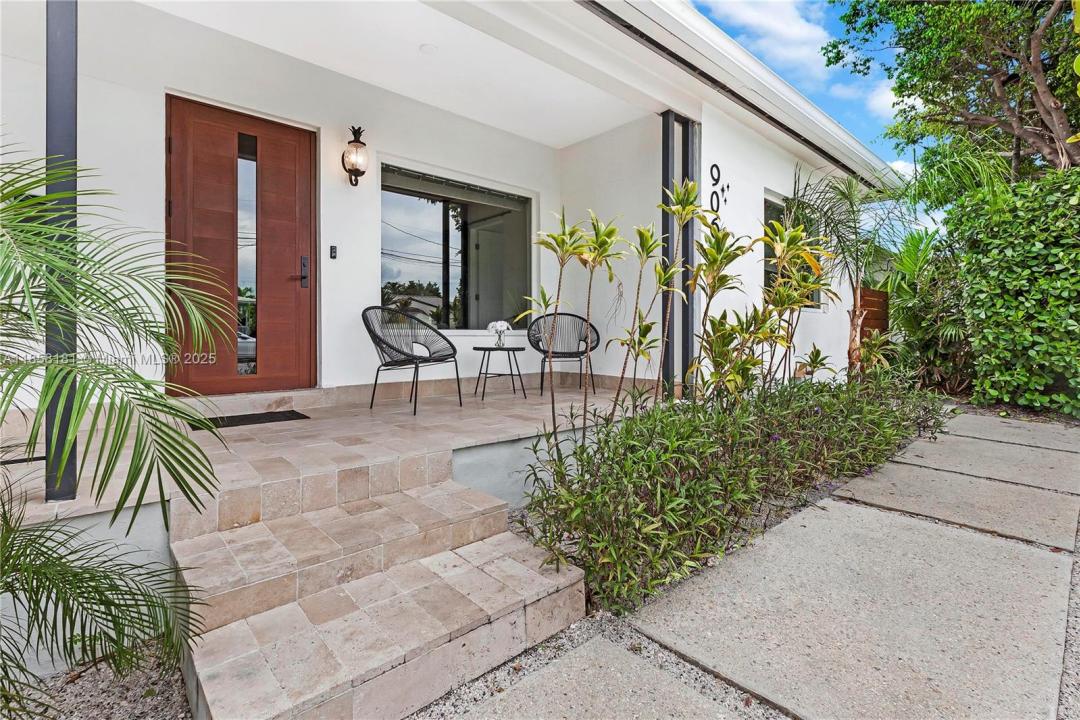 9065 Emerson Ave, Surfside, Florida 33154