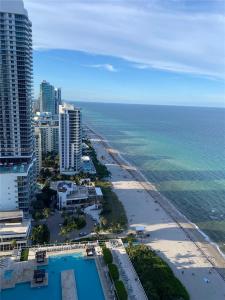 1830 S Ocean Dr 3012, Hallandale Beach, Florida 33009, USA