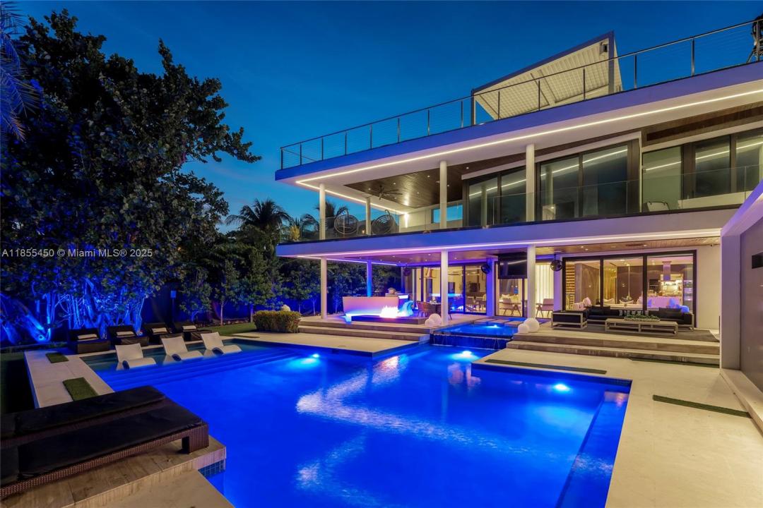 528 Lakeview Ct, Miami Beach, Florida 33140, HOA KỲ