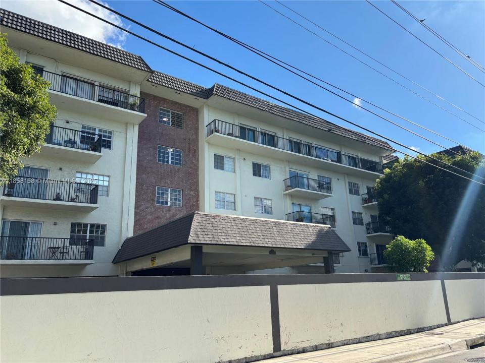 5731 NW 37th St 322, Virginia Gardens, فلوريدا 33166, الولايات المتحدة