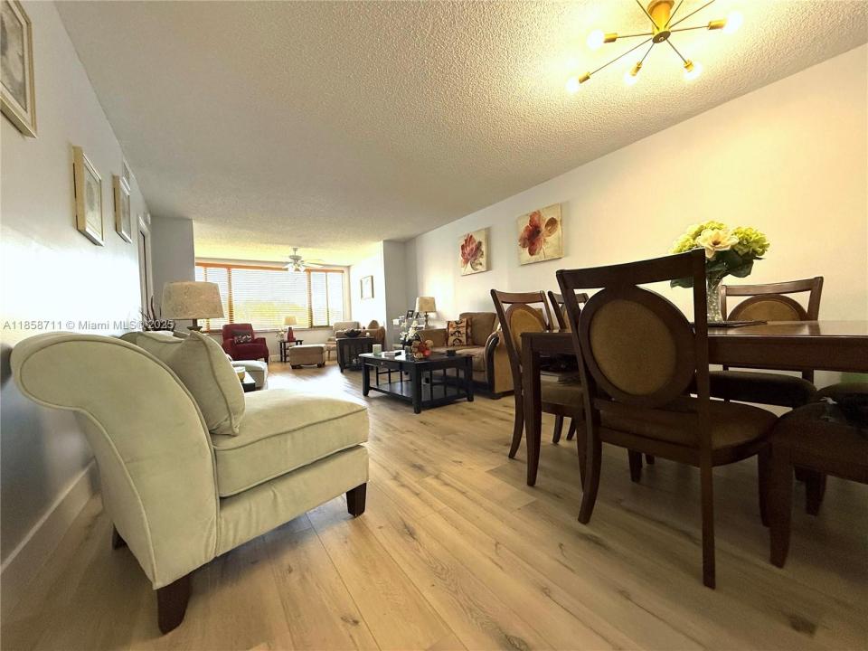 10706 W Clairmont Cir 110, Tamarac, פלורידה 33321, ארצות הברית של אמריקה