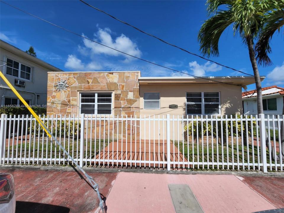 7710 Carlyle Ave, Miami Beach, 플로리다 33141, 미국