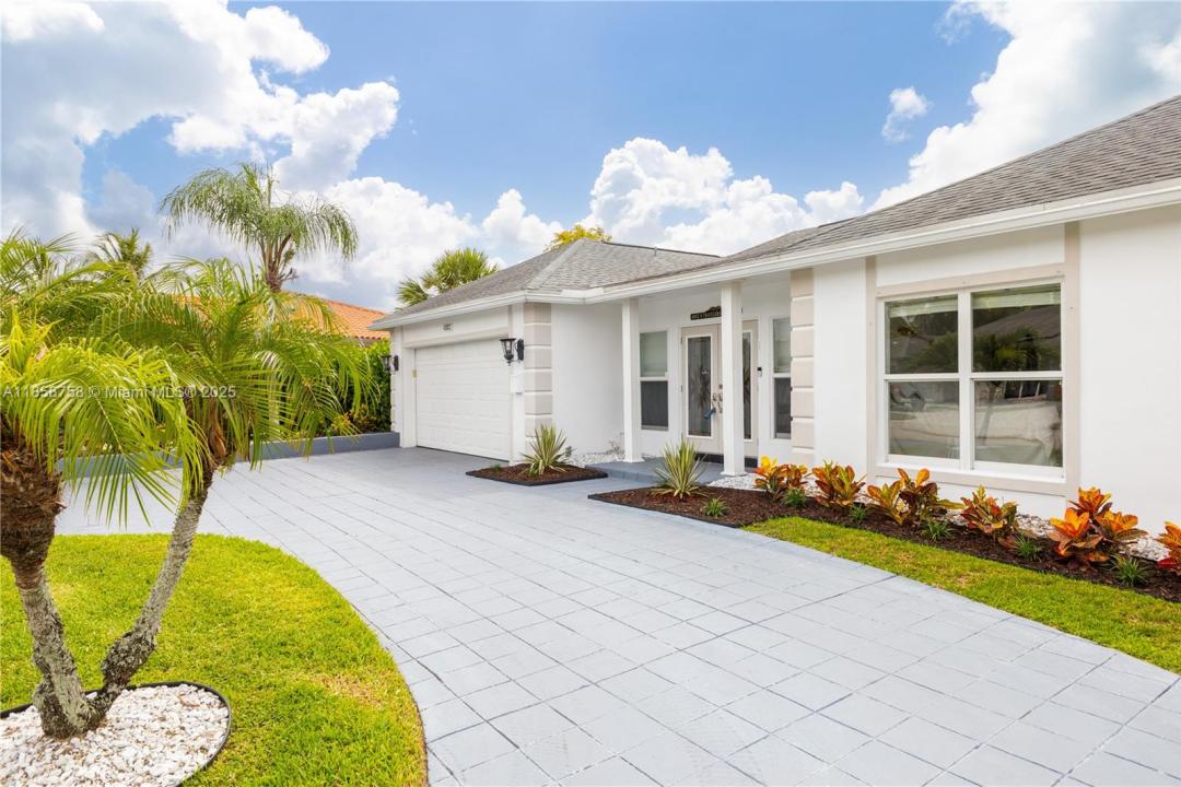 4902 N Travelers Palm Ln, Tamarac, Флорида 33319, Соединенные Штаты