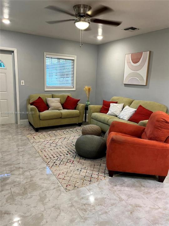 670 NE 57th Ct, Oakland Park, Flórida 33334, Estados Unidos