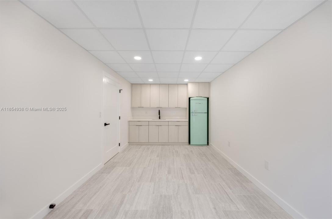 7731 SW 62nd Ave 202, South Miami, Florida 33143