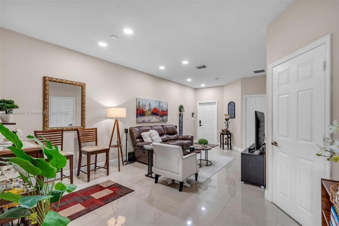 8401 NW 107th ct 4-36, Doral, فلوريدا 33178, الولايات المتحدة
