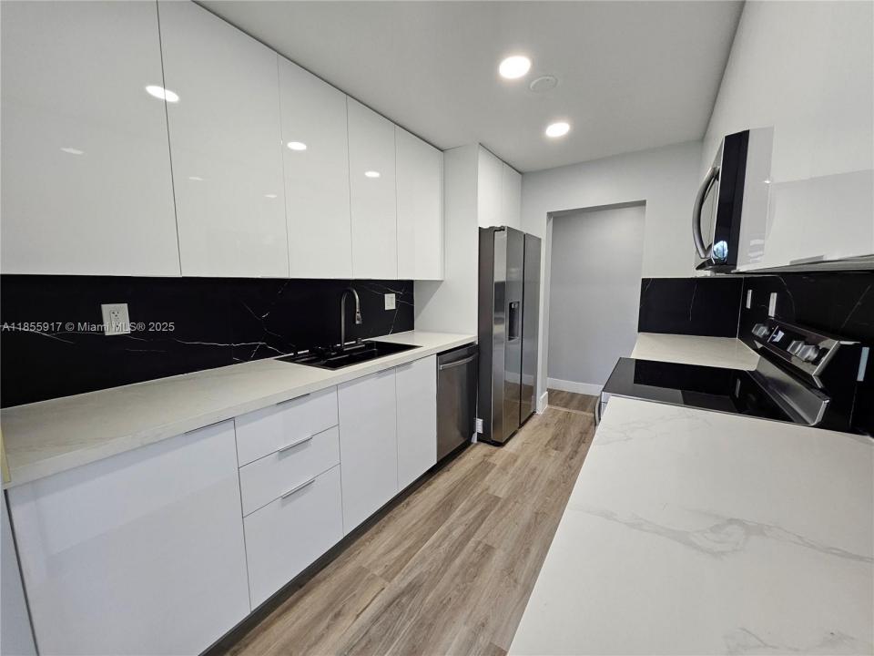 2865 NE 13th Ave, Pompano Beach, Floride 33064, États-Unis