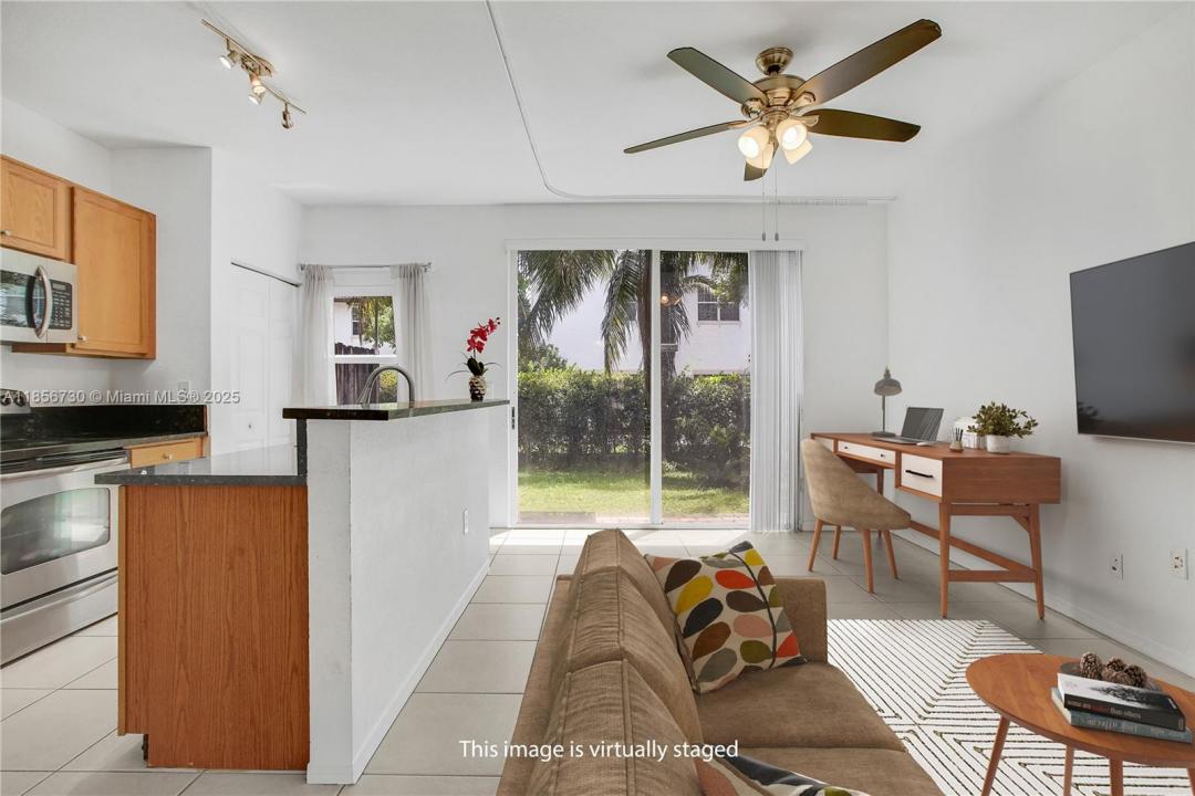 2621 SW 120th Ter 203-2, Miramar, Flórida 33025, Estados Unidos