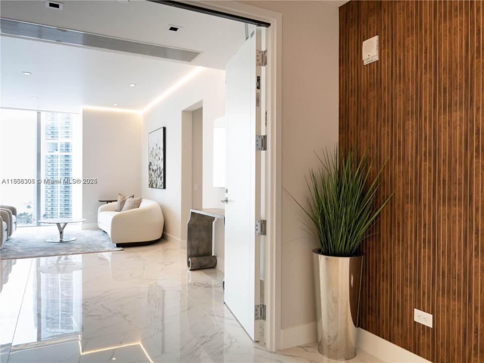18501 Collins Ave 1104, Sunny Isles Beach, Florida 33160, HOA KỲ