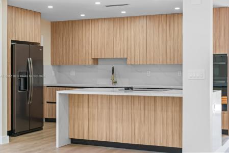 2101 NE 54th Ct, Fort Lauderdale, Florida 33308, USA