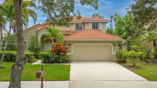 720 Verona Lake Dr, Weston, Florida 33326, USA