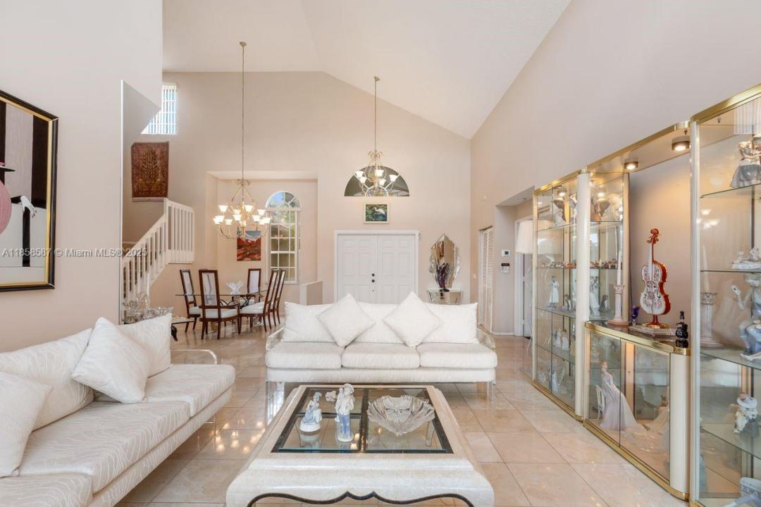 720 Verona Lake Dr, Weston, פלורידה 33326, ארצות הברית של אמריקה