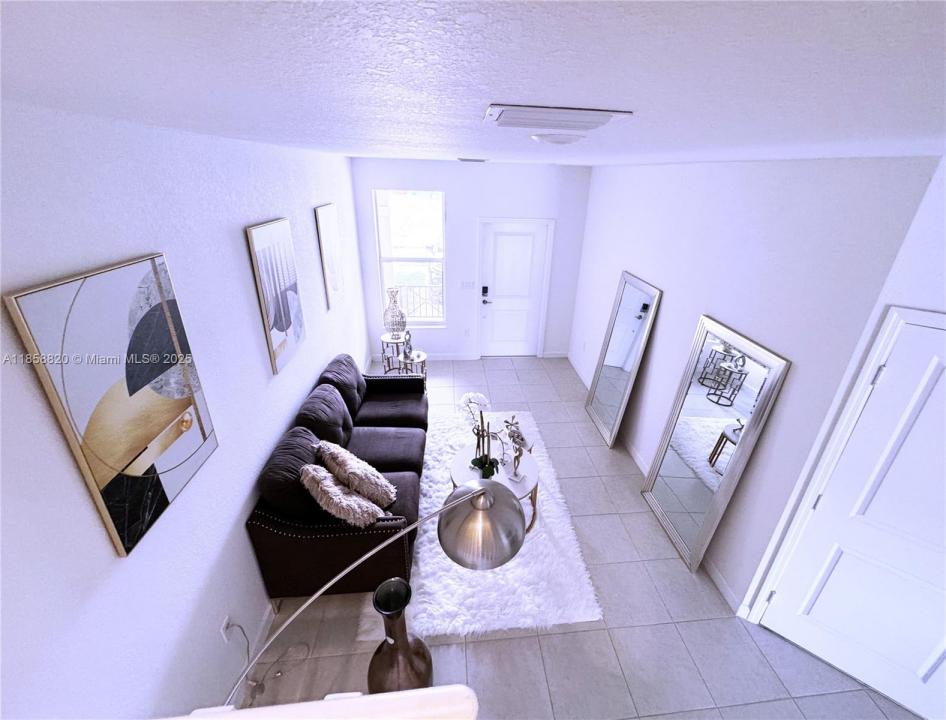 5534 NW 27th Pl 1, Lauderhill, Florida 33313, Estados Unidos