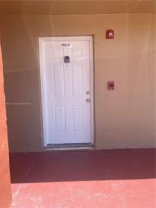2319 W 60th St D106, Hialeah, Florida 33016, USA